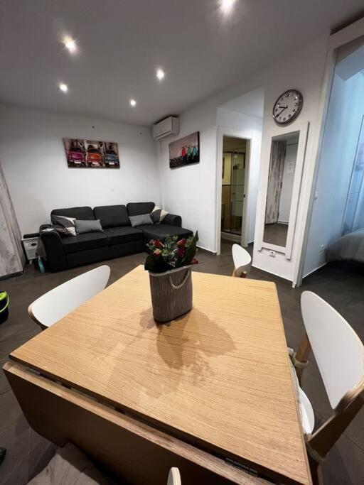 Great Apartment Close To Plaza De Torres Alicante Exterior foto